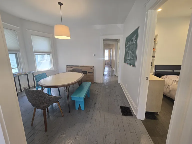 254 W Utica St — Photo 29