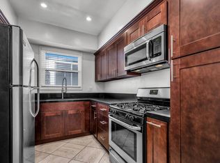 Beverly Hills Charmer!, Beverly Hills, CA 90212