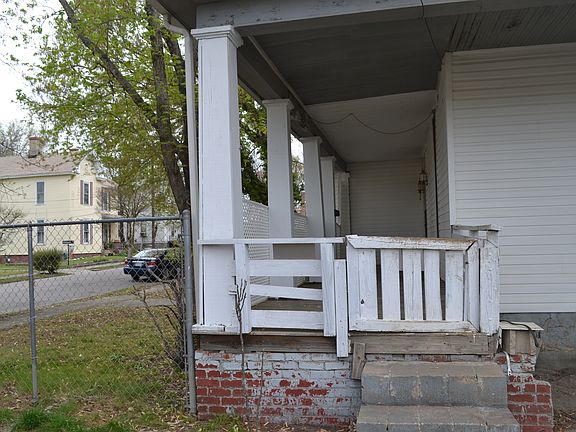Side View of Front Porch