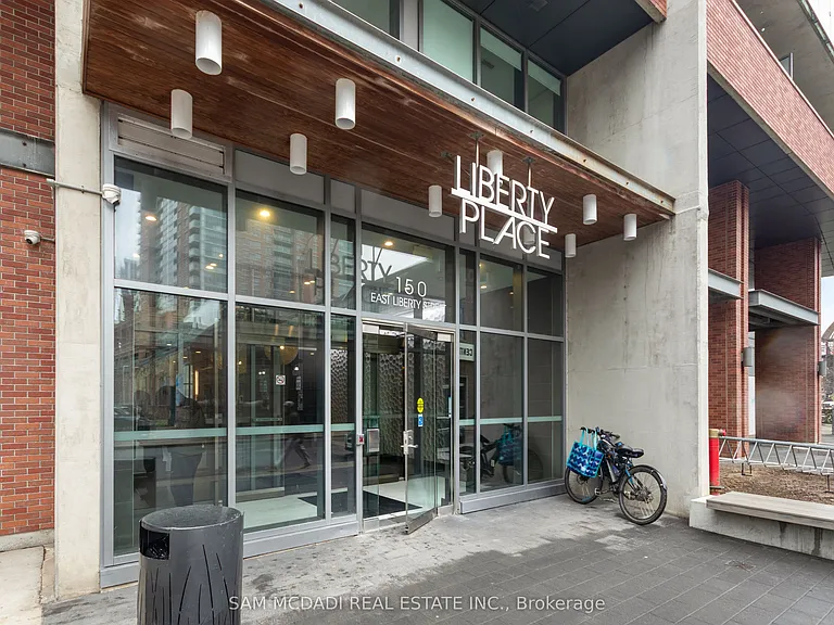 150 E Liberty St #1208 — Photo 2