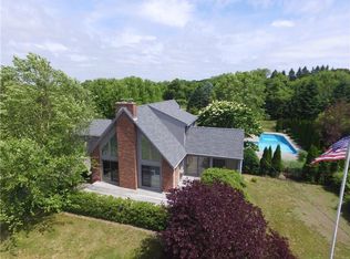 50 Ledge Rd, South Kingstown, RI 02879