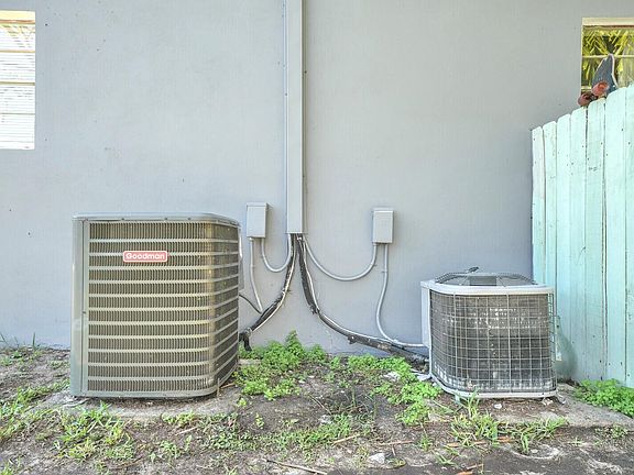 5th image of 4733 Mulberry Street