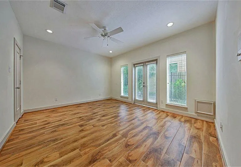 3509 Bradford St #C — Photo 4