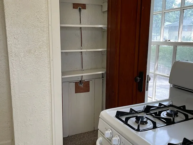 1503 S Walnut St — Photo 19