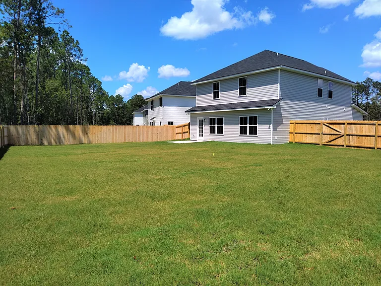 126 Ironwood Dr — Photo 13