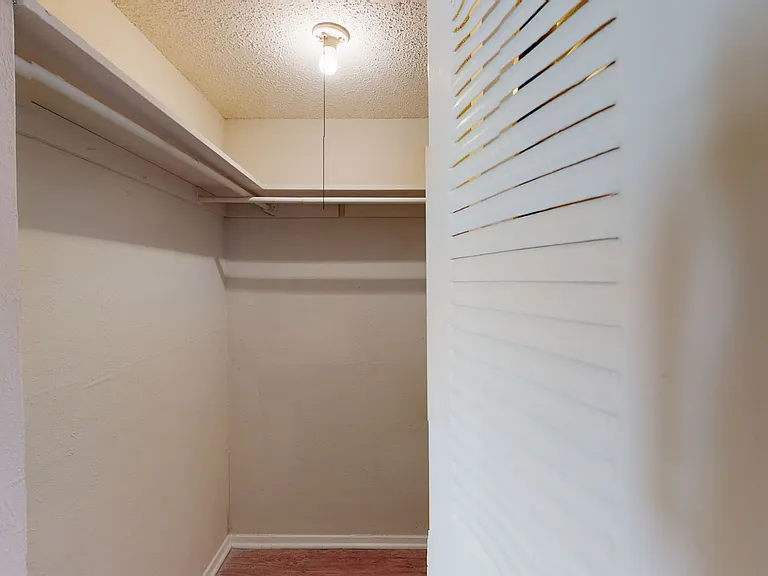 Addison Apartments at the Park — Photo 44