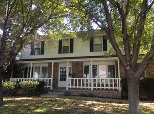 4000 Ballard Cir, Lincoln, NE 68504