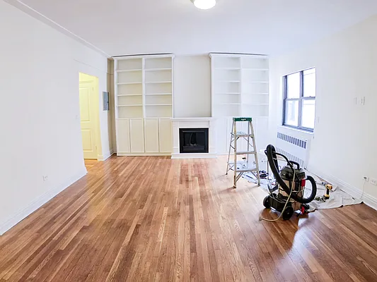 Rented by Urban Real Estate Inc | media 2