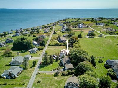 39 Indian Rd, Little Compton, RI, 02837