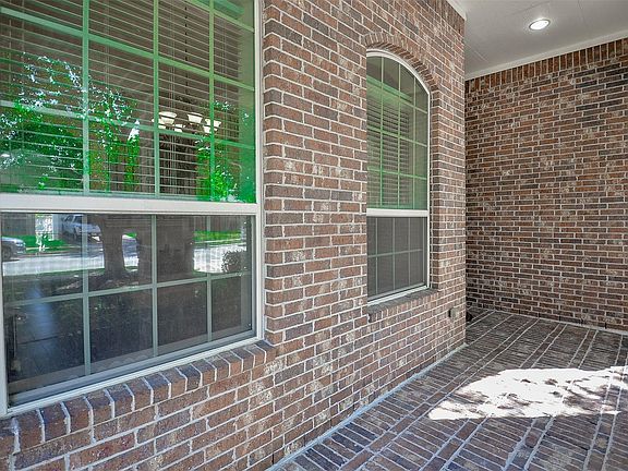 5th image of 1310 Ellis Grove Ln