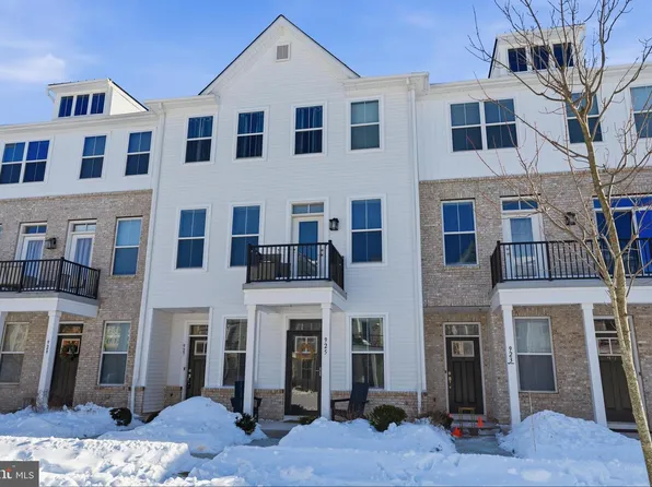 925 Anvil Ct, Phoenixville, PA 19460