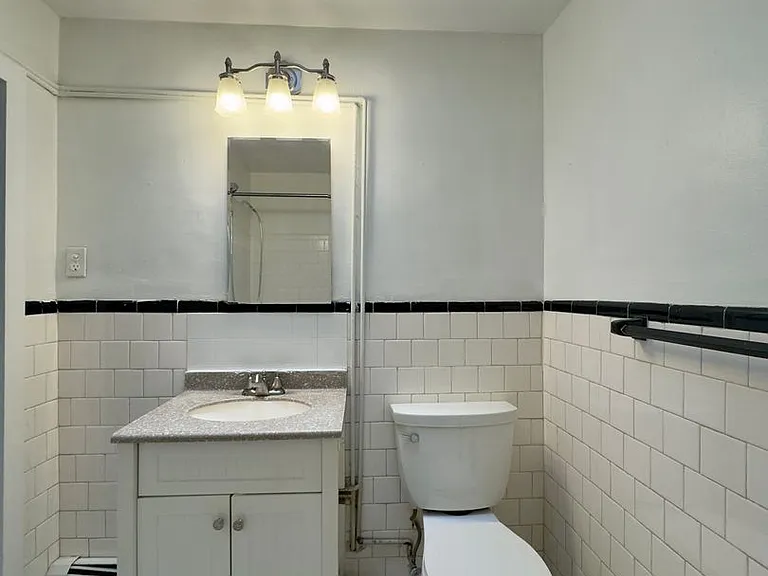 Mount Vernon Residences I — Photo 21
