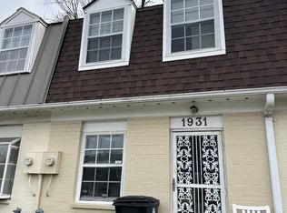 1931 Dutch Village Dr UNIT I-245, Landover, MD 20785