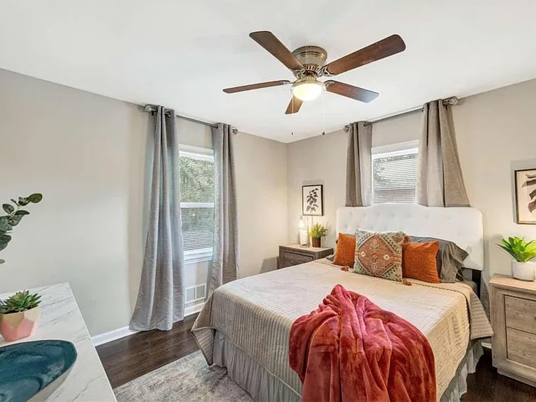1376 Sandtown Rd SW — Photo 17