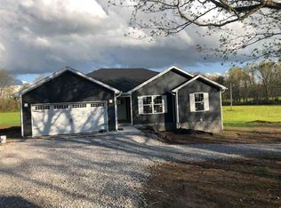 1356 Pondsville Rd, Smiths Grove, KY 42171