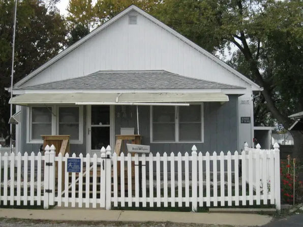 2017 N Republic St, Springfield, IL 62702