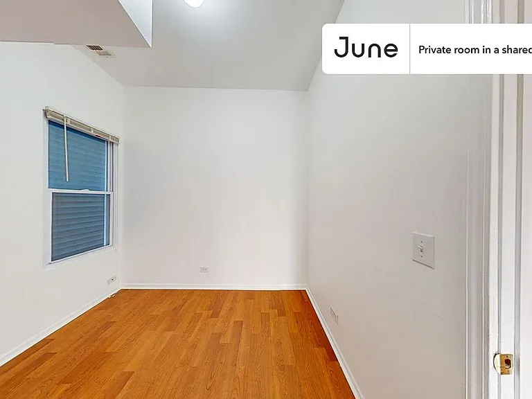 1841 N Mozart St #A — Photo 1