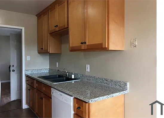 755 E Duane Ave #H — Photo 13