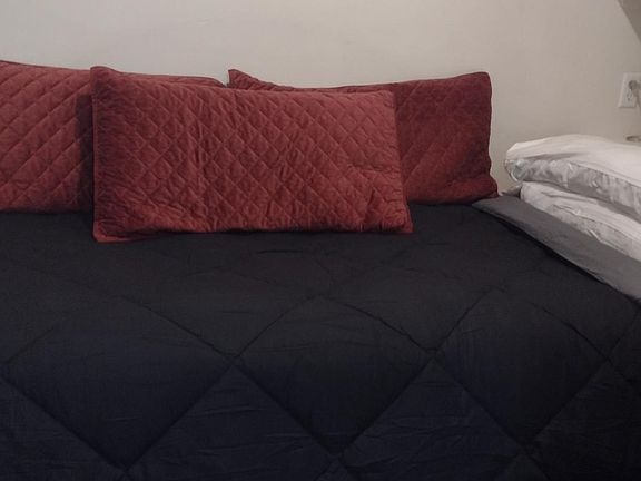 Bedroom & Living area