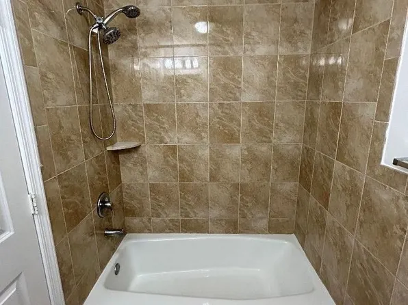 34 Van Nostrand Avenue image 13 of 16