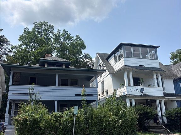 3rd image of 106 Bellaire Pl