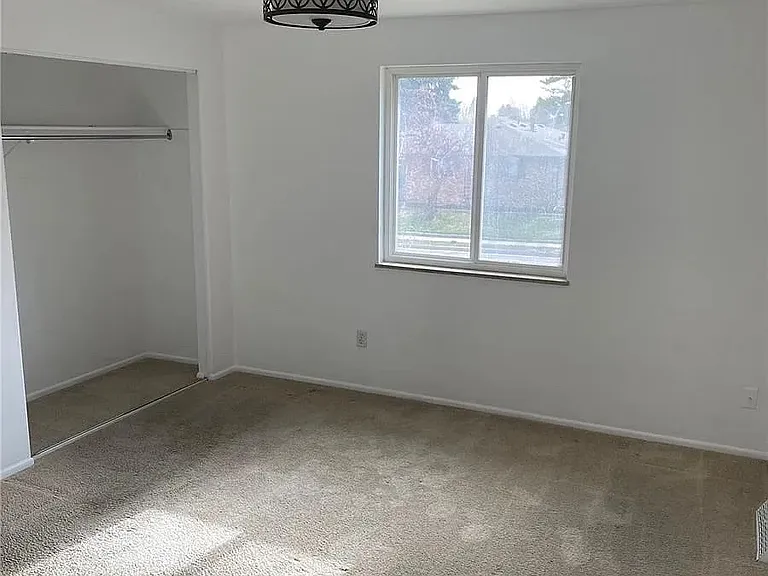 3305 S Akron St — Photo 12