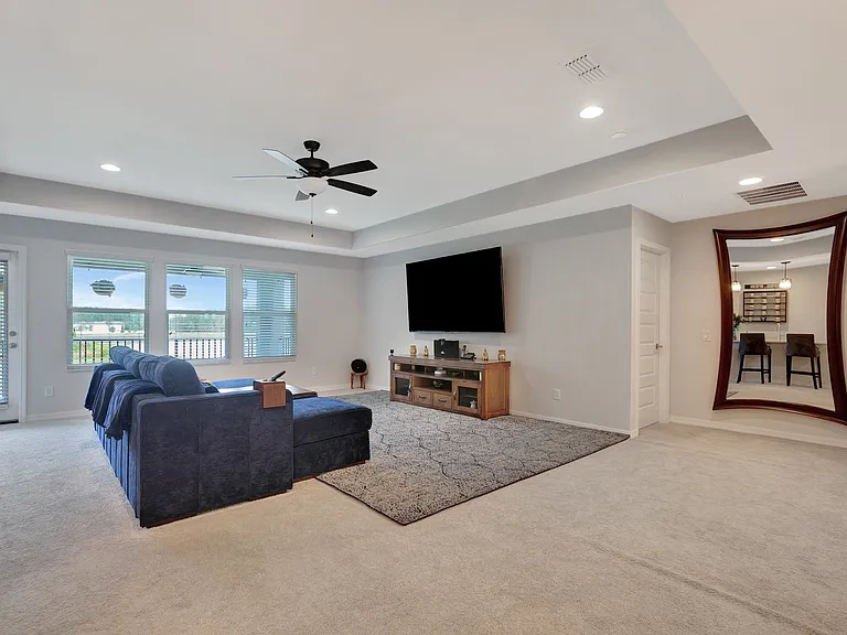 19335 Eagle Creek Ln — Photo 34