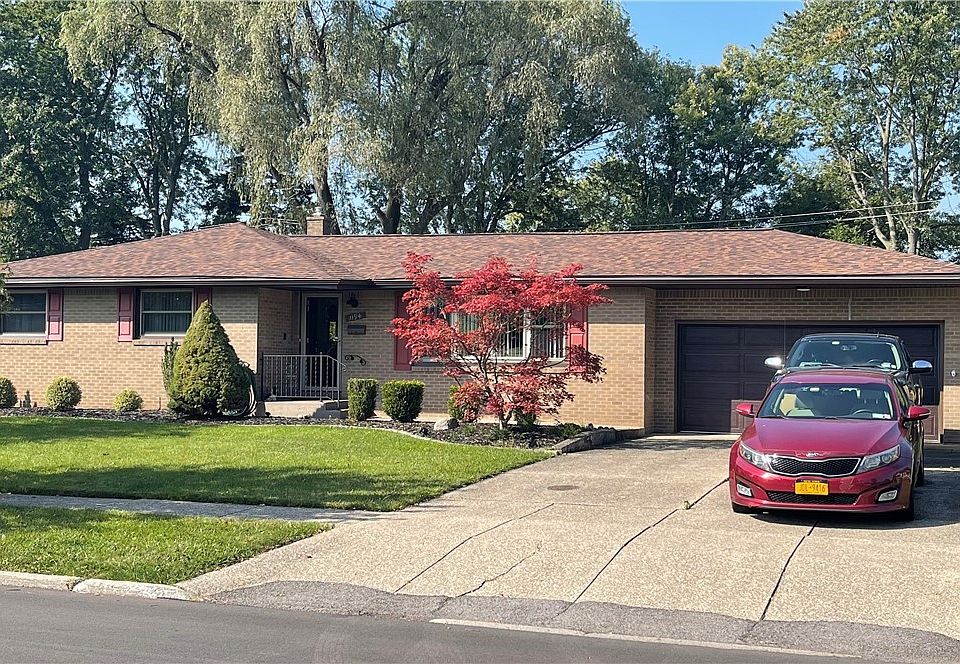 1st image of 1194 Woodstock Ave