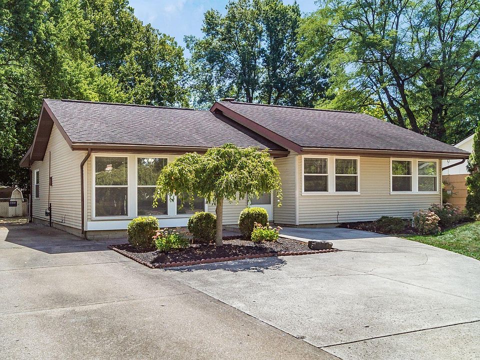 1st image of 5202 Crescent Ct
