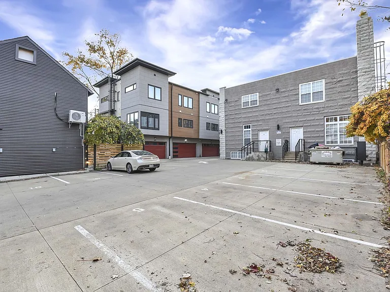 Columbus Lofts — Photo 14