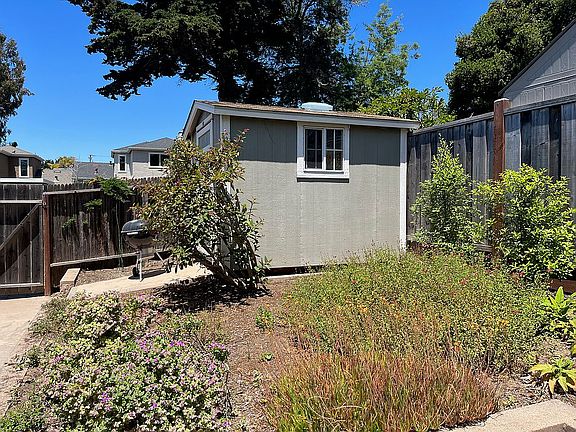 2nd image of 7397 Soquel Dr