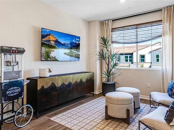 4th image of 2845 E Amberley Privado