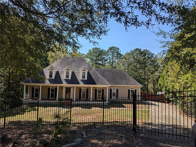 4401 Riverlake Way — Photo 30
