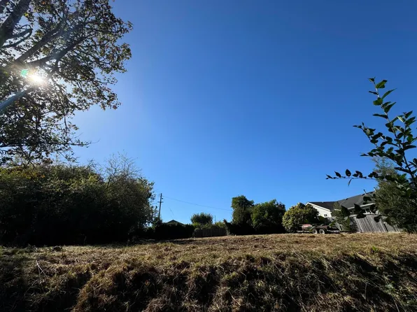 O St, Eureka, CA 95503