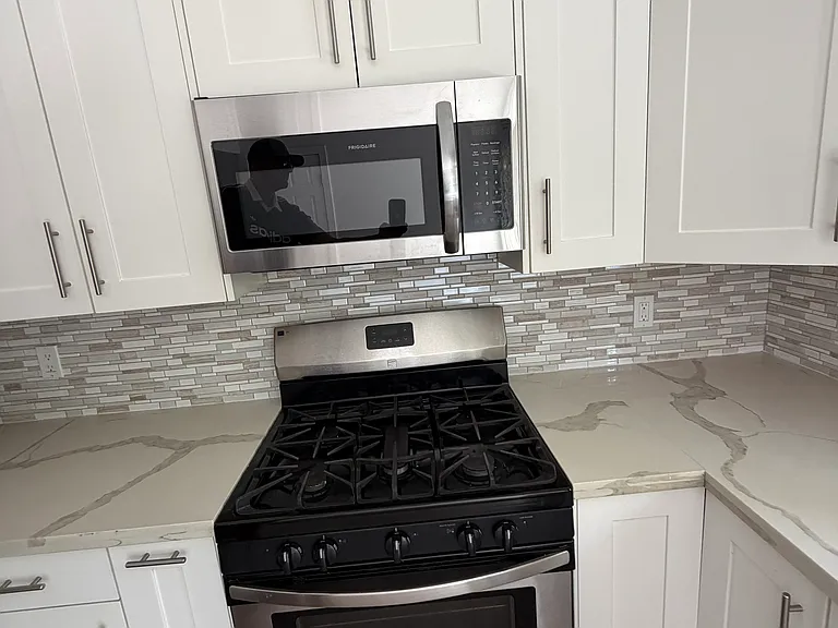 137 Maria Dr — Photo 10