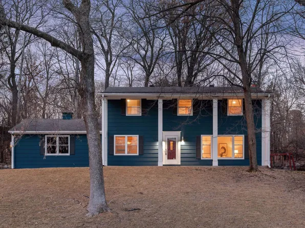 2300 Nottingham Ct, Minnetonka, MN 55305