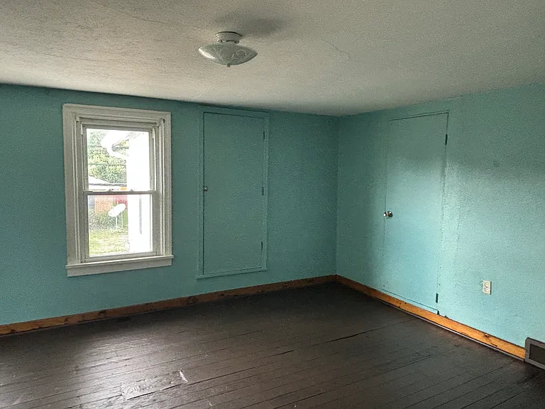 82 Connellsville St #1 — Photo 6