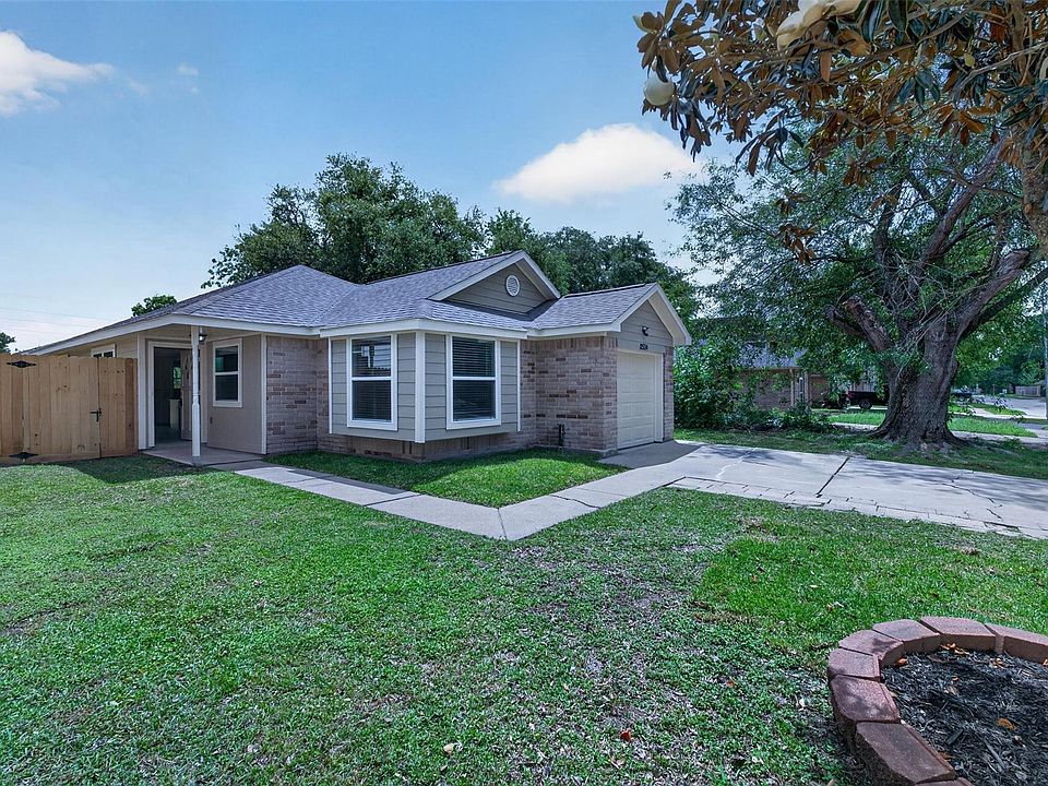 1st image of 12534 Warrenwood Dr