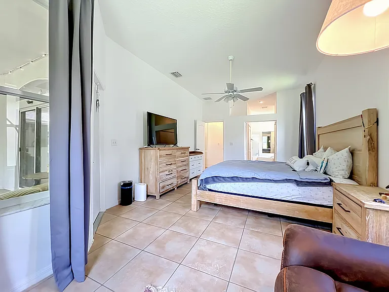 2125 Emerald Green Cir — Photo 42
