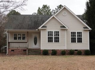 4 Runneymede Pl, Smithfield, NC 27577