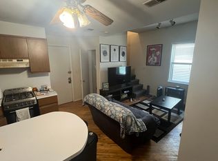 3037 N Southport Ave #2R, Chicago, IL 60657