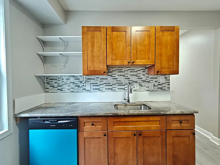 1217 W Susquehanna Ave #22 — Photo 2
