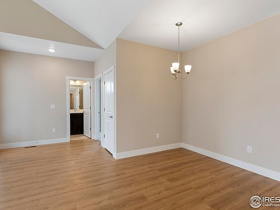 4th image of 5075 McKinnon Ct