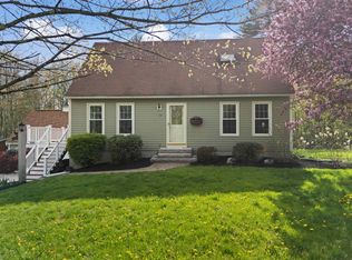 14 Weaver Place, Weare, NH 03281
