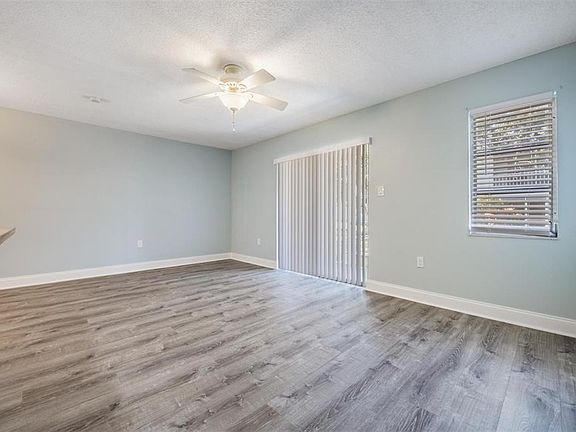 4th image of 233 S McMullen Booth Rd APT 43