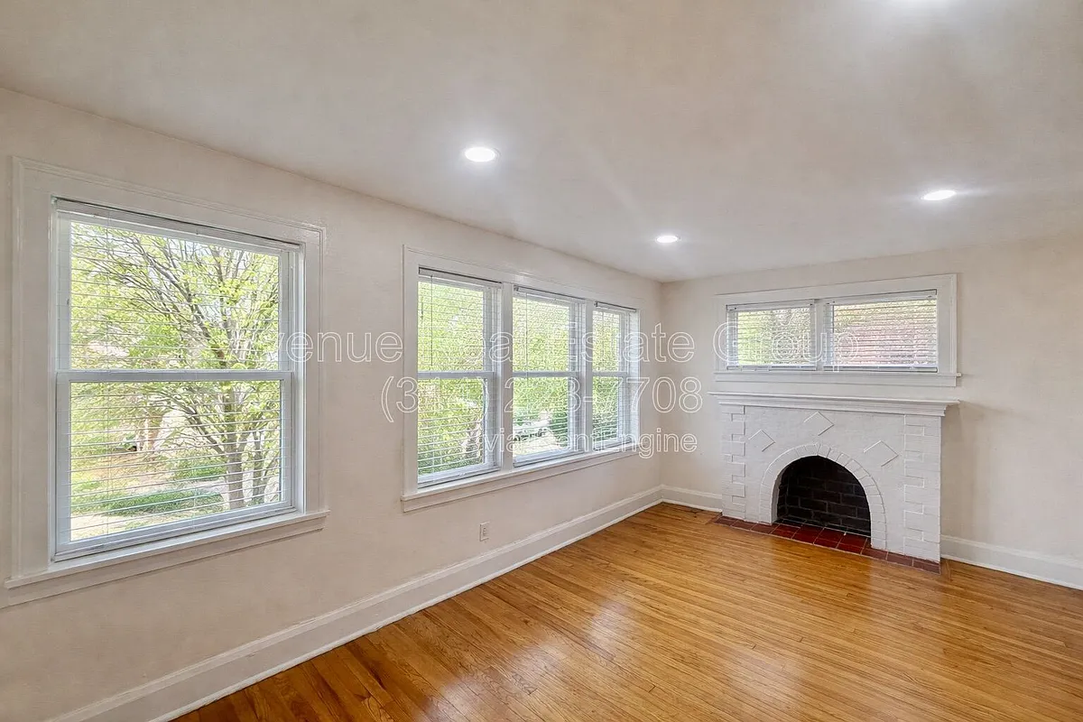 Building Photo - 1020 Claytonia Ter #A