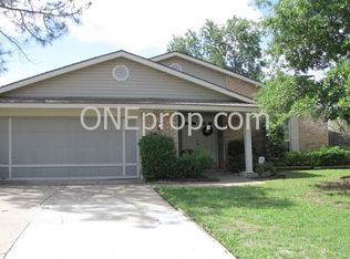 2412 Via Del Oro, Carrollton, TX 75006