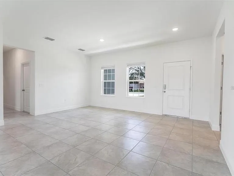 550 Marion Oaks Blvd — Photo 5