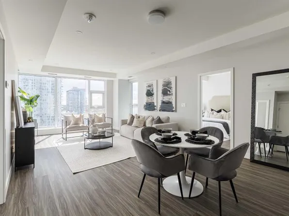 530 E 3rd St SE #1205, Calgary, AB T2G 1B6