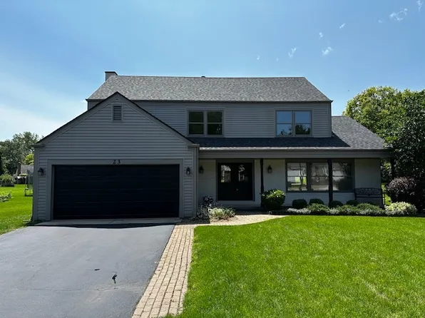 23 Southgate Crse, St Charles, IL 60174